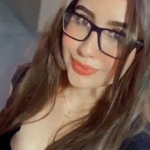 Meet your Posher, Paola